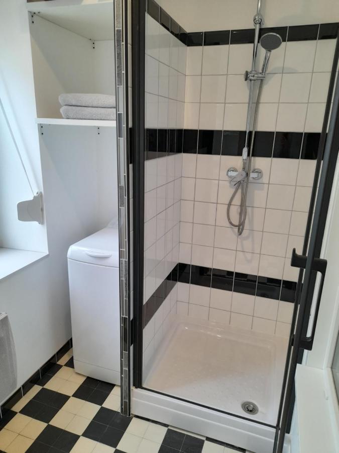 17, Face A La Gare Apartment Lannion Exterior photo